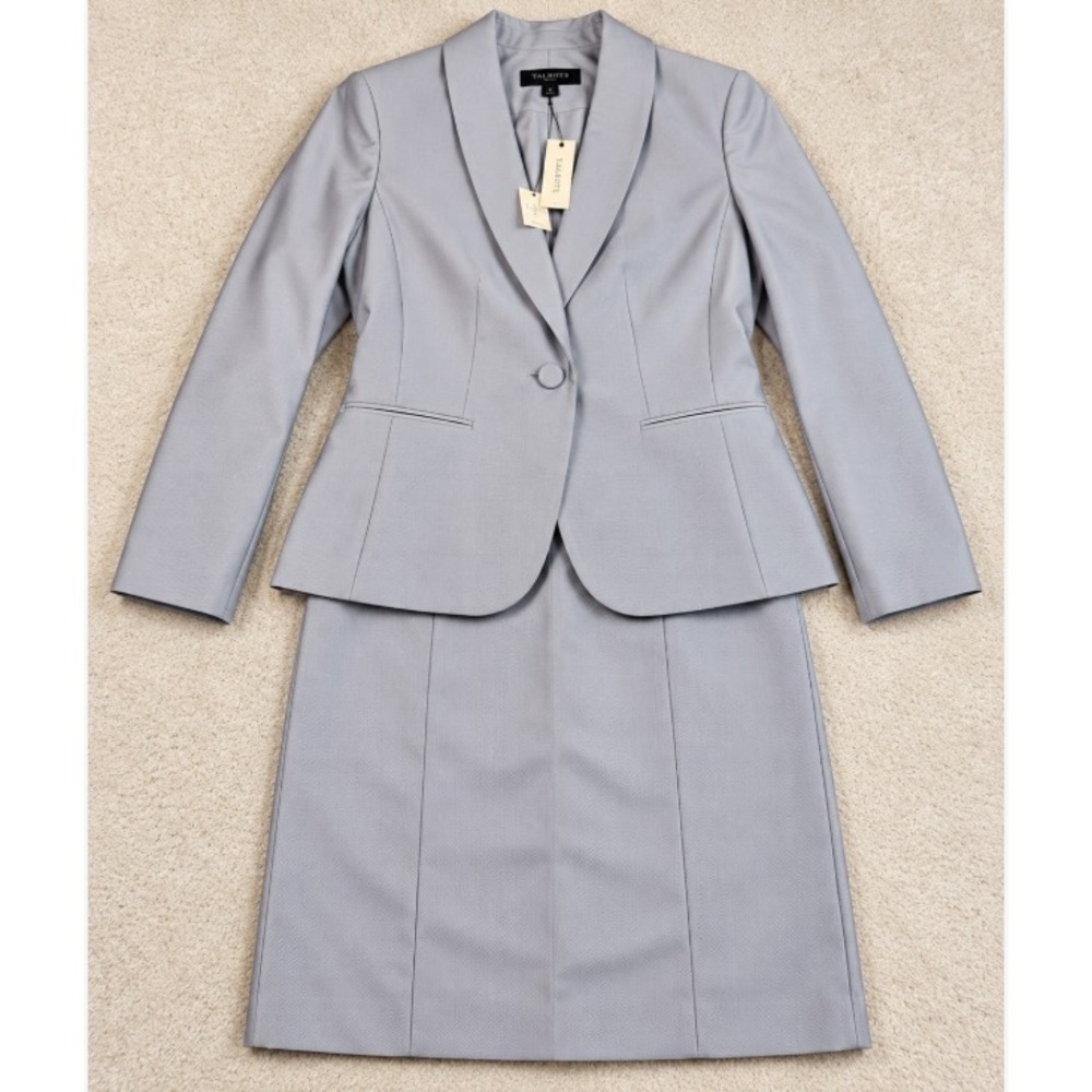 NWTs Talbots 2P Gray Silk Blend Dress Blazer Office Siren Quiet Luxury Corporate